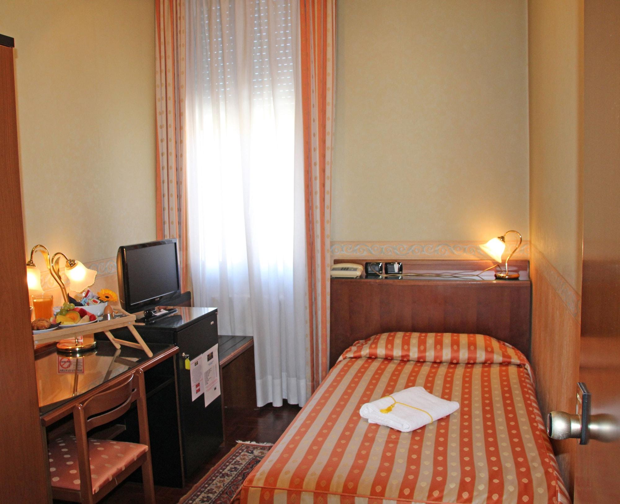Albergo Ristorante Leon D'Oro Noventa di Piave Luaran gambar