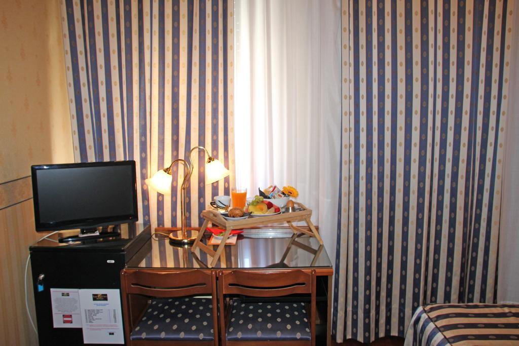Albergo Ristorante Leon D'Oro Noventa di Piave Luaran gambar