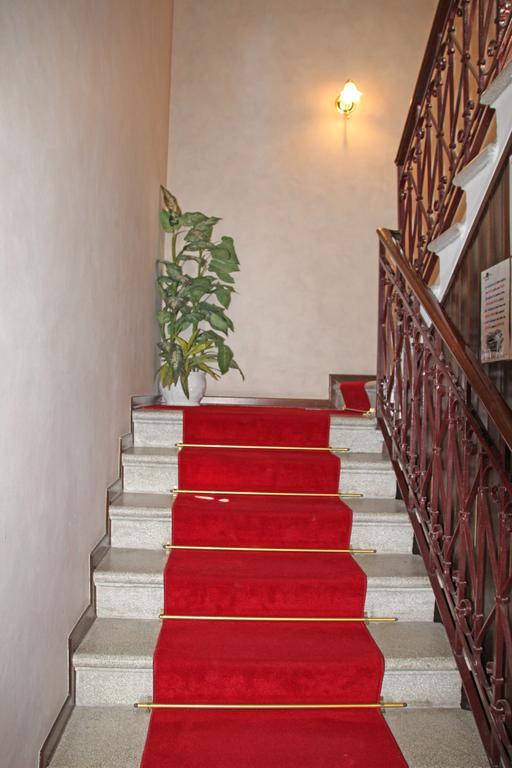 Albergo Ristorante Leon D'Oro Noventa di Piave Luaran gambar