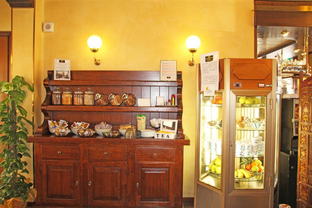 Albergo Ristorante Leon D'Oro Noventa di Piave Luaran gambar
