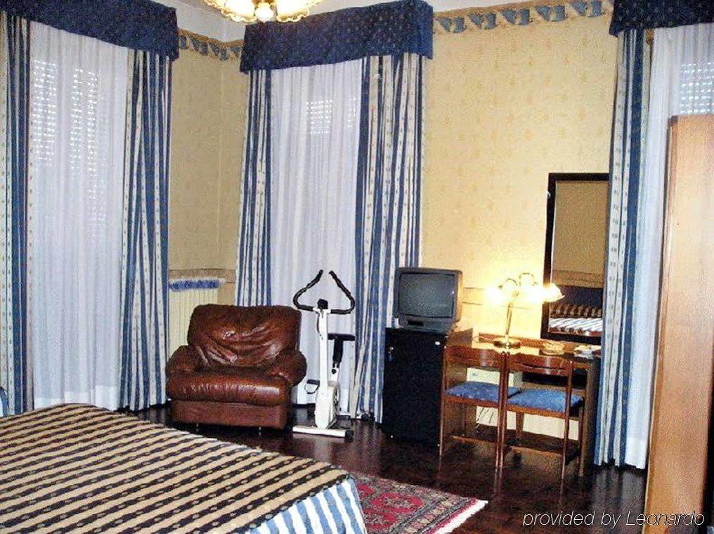 Albergo Ristorante Leon D'Oro Noventa di Piave Luaran gambar
