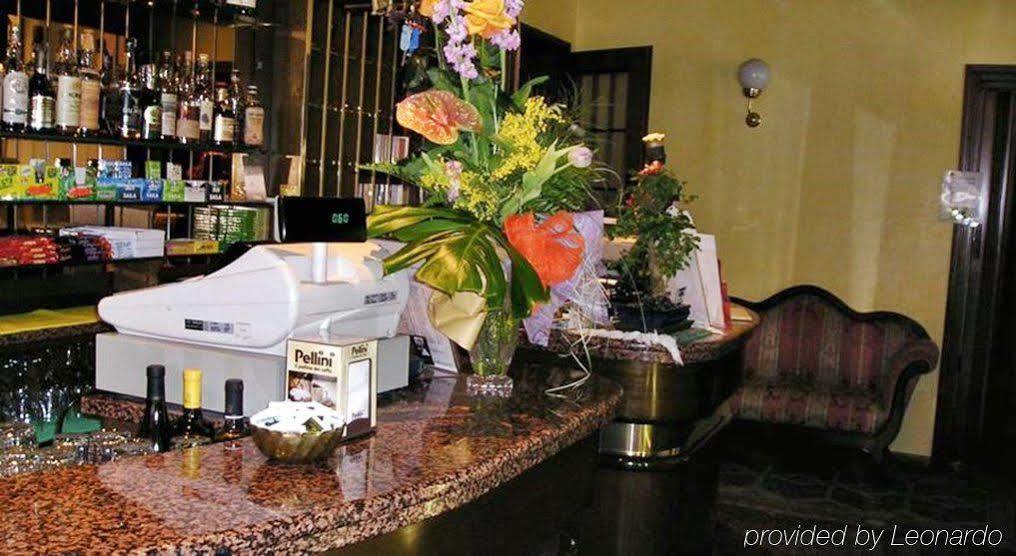 Albergo Ristorante Leon D'Oro Noventa di Piave Luaran gambar